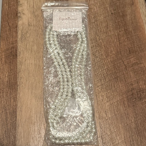 NWT Long Pearl Necklace for Women Faux Pearl Beaded Strands Necklace - Picture 2 of 3